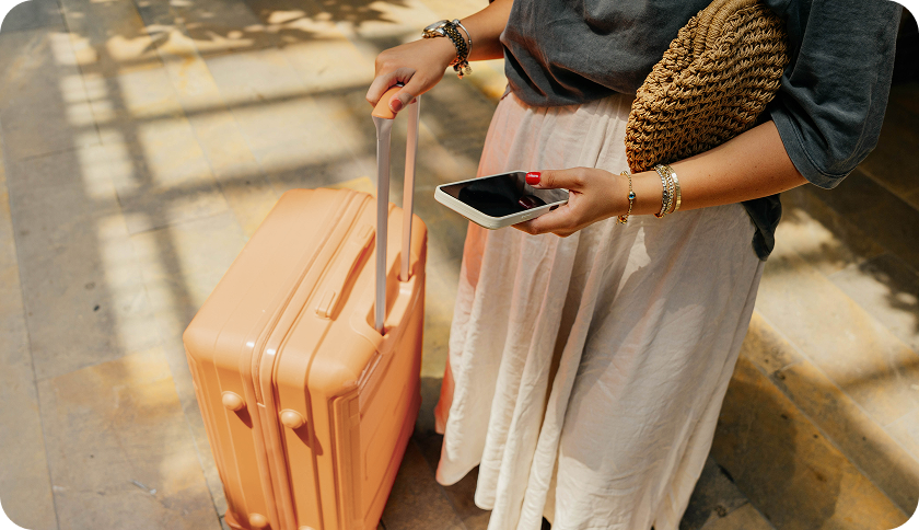 Person with suitcase in Italy